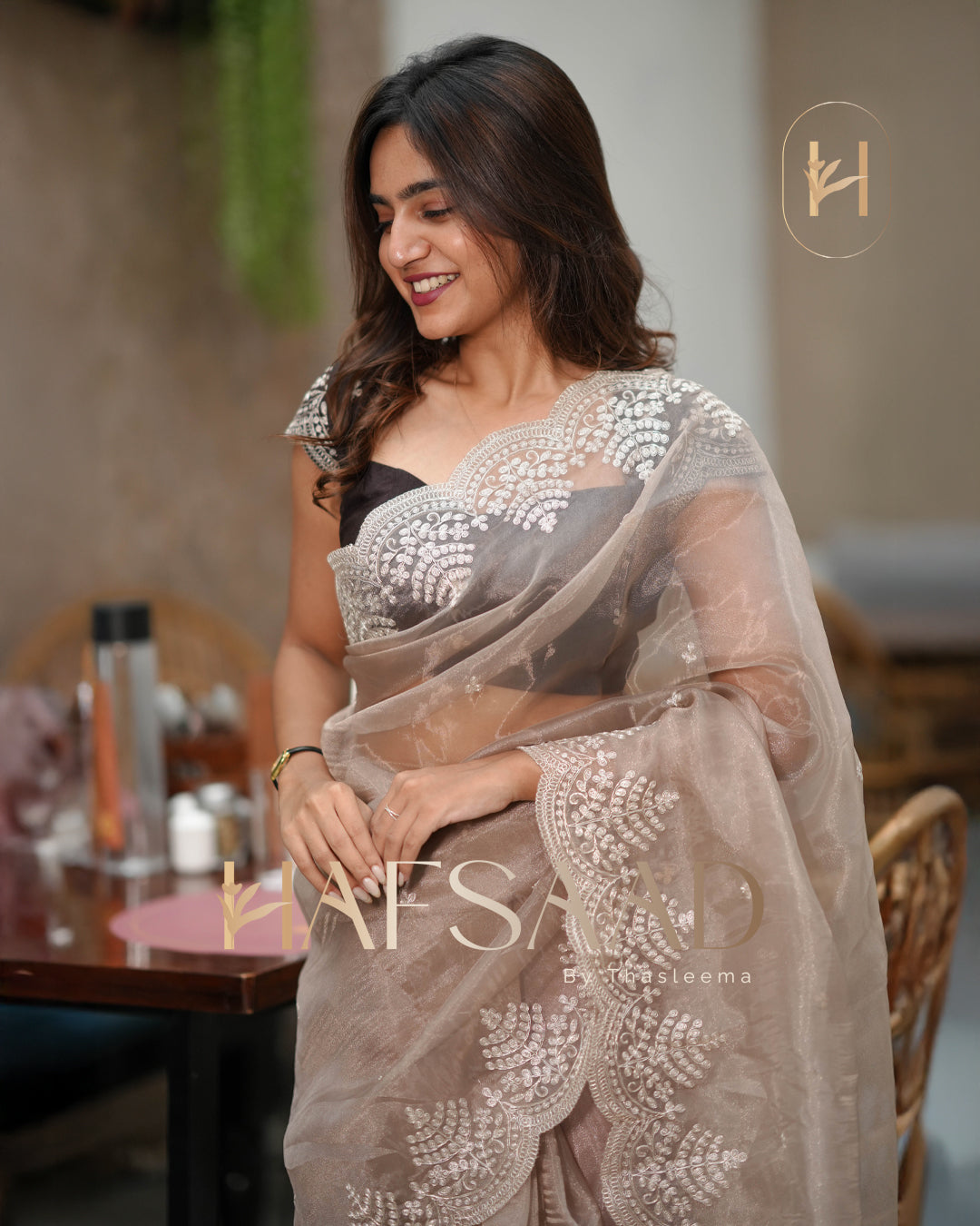 Aarohi - Semi organza saree
