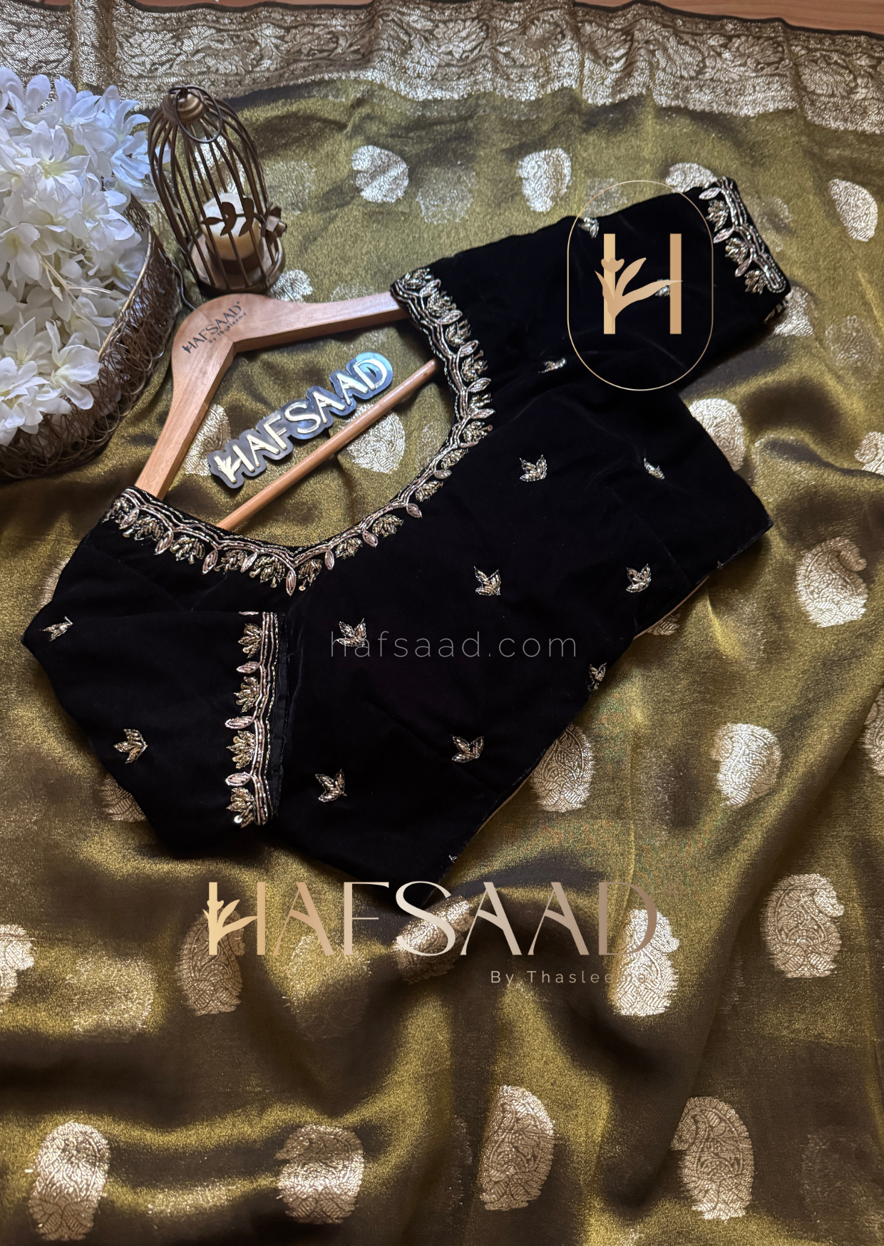 Urvasi- Semi tissue silk saree