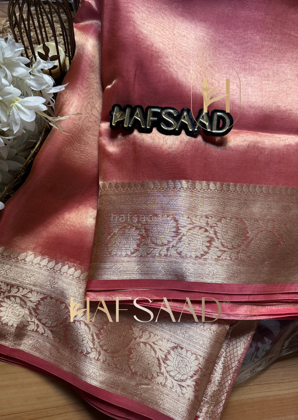 Rashidha- Pure tissue silk saree (Coral)