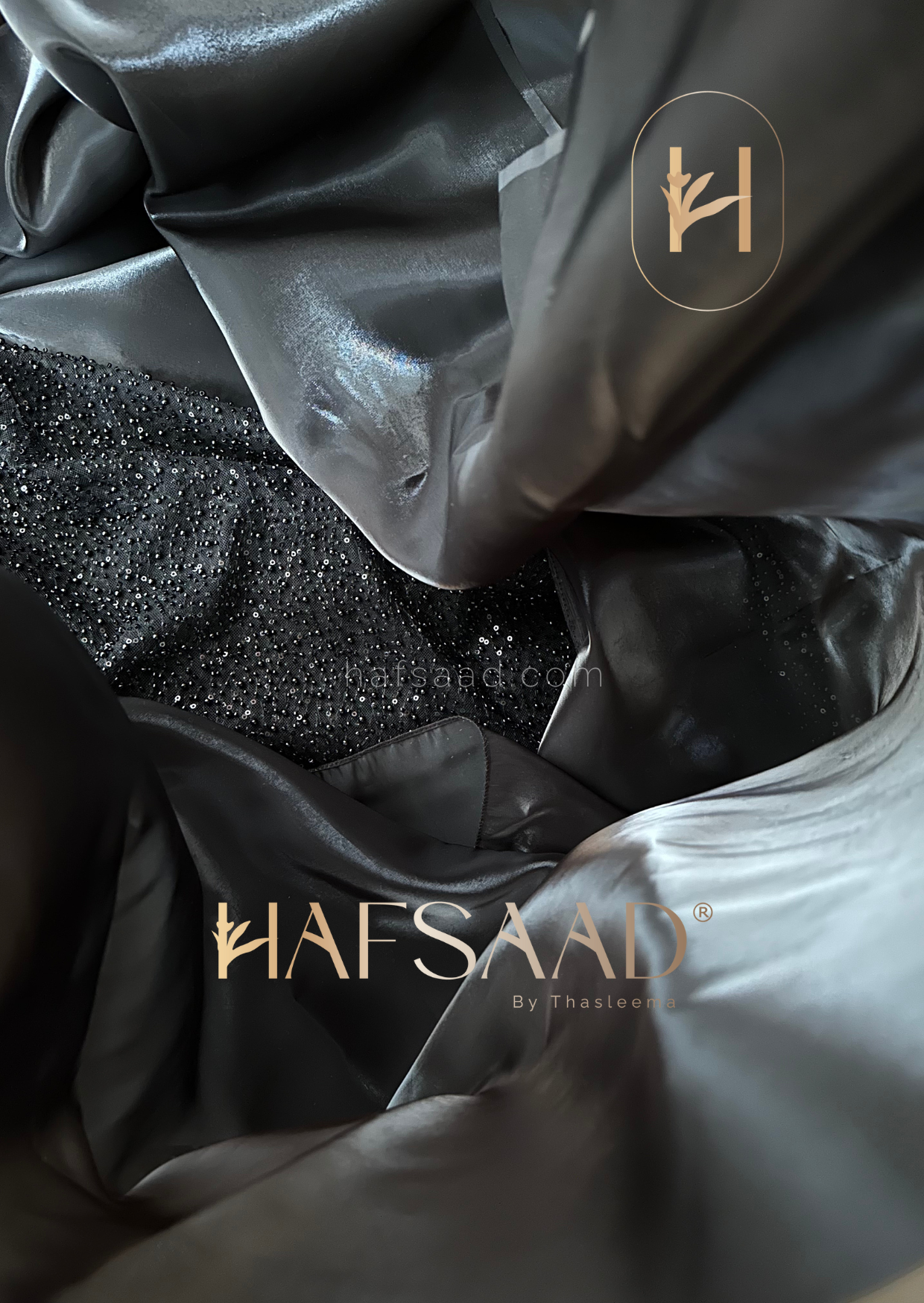 Medusa- Designer satin organza saree saree (Black)