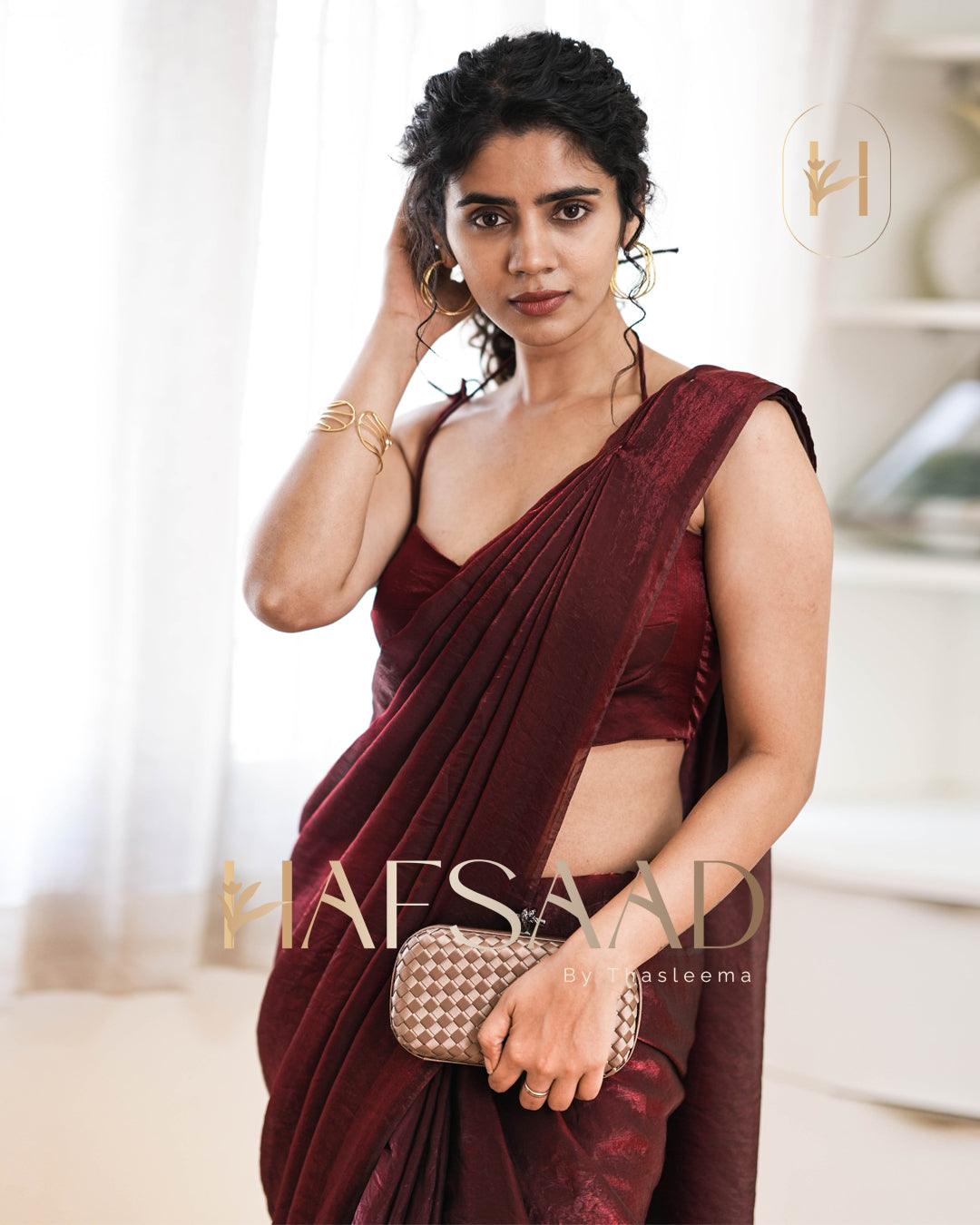 Soundariya in Sinful saree