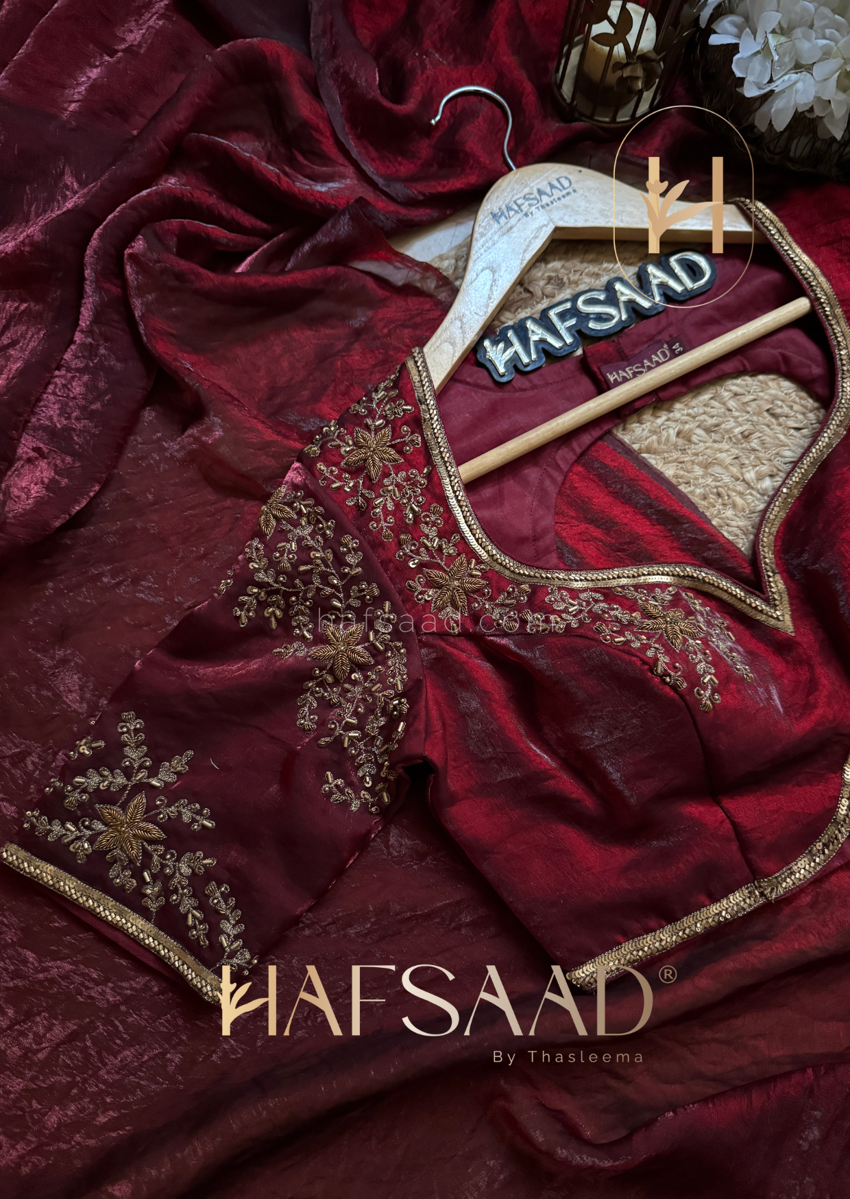 Rouge elbow sleeve - Artisanal handwork saree