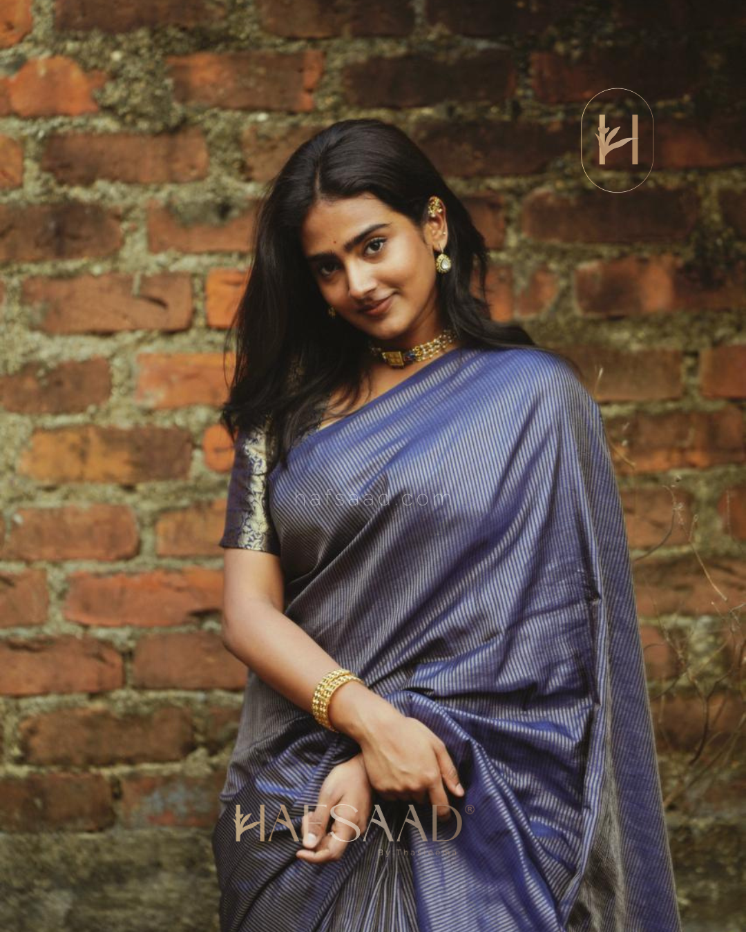Yogalakshmi Sikha - Semi tissue silk saree (Navy Blue)