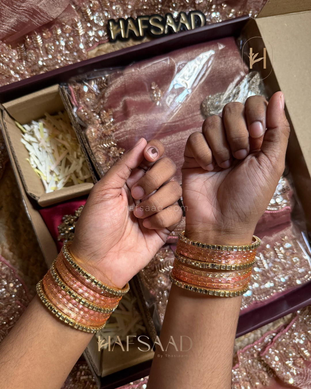 Mastani Saree Gift Combo (Rose Gold)