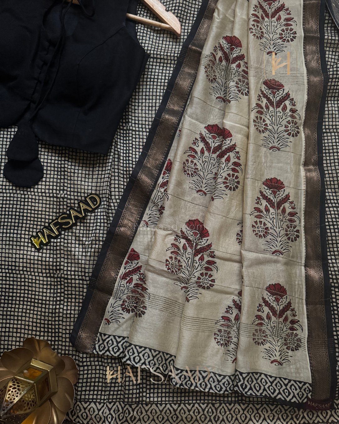 Pramila- Pure Maheswari Silk (Small chex)