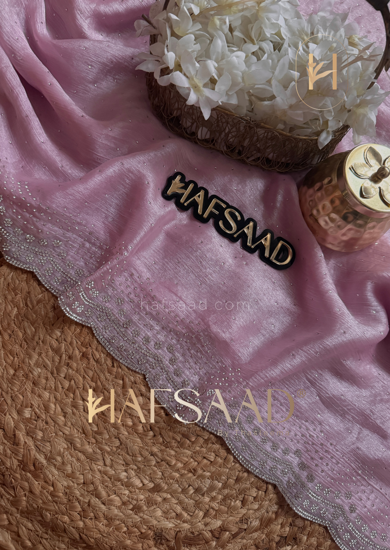 Glisten - Designer chiffon saree (Pink)