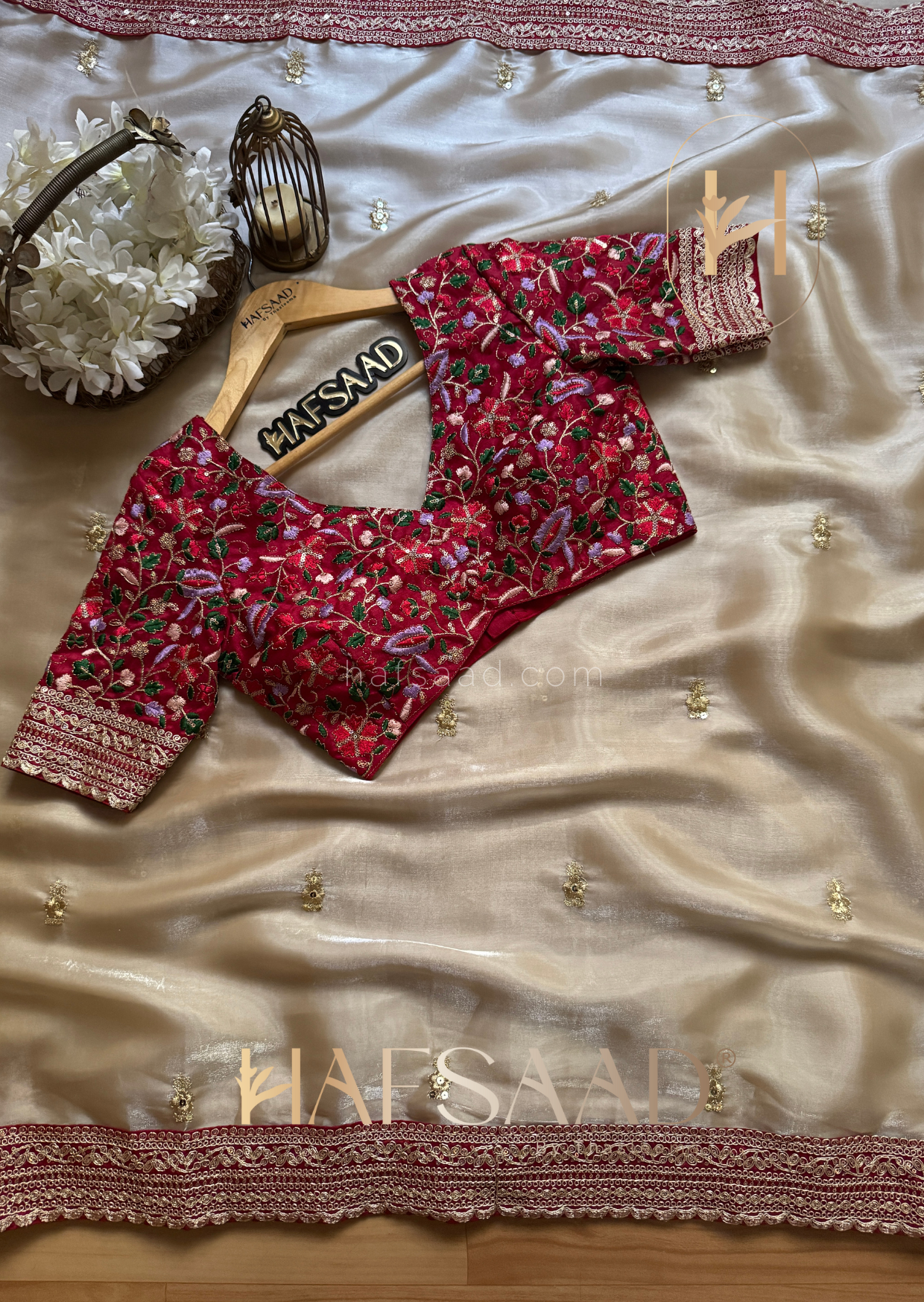 Yashna - Satin organza saree