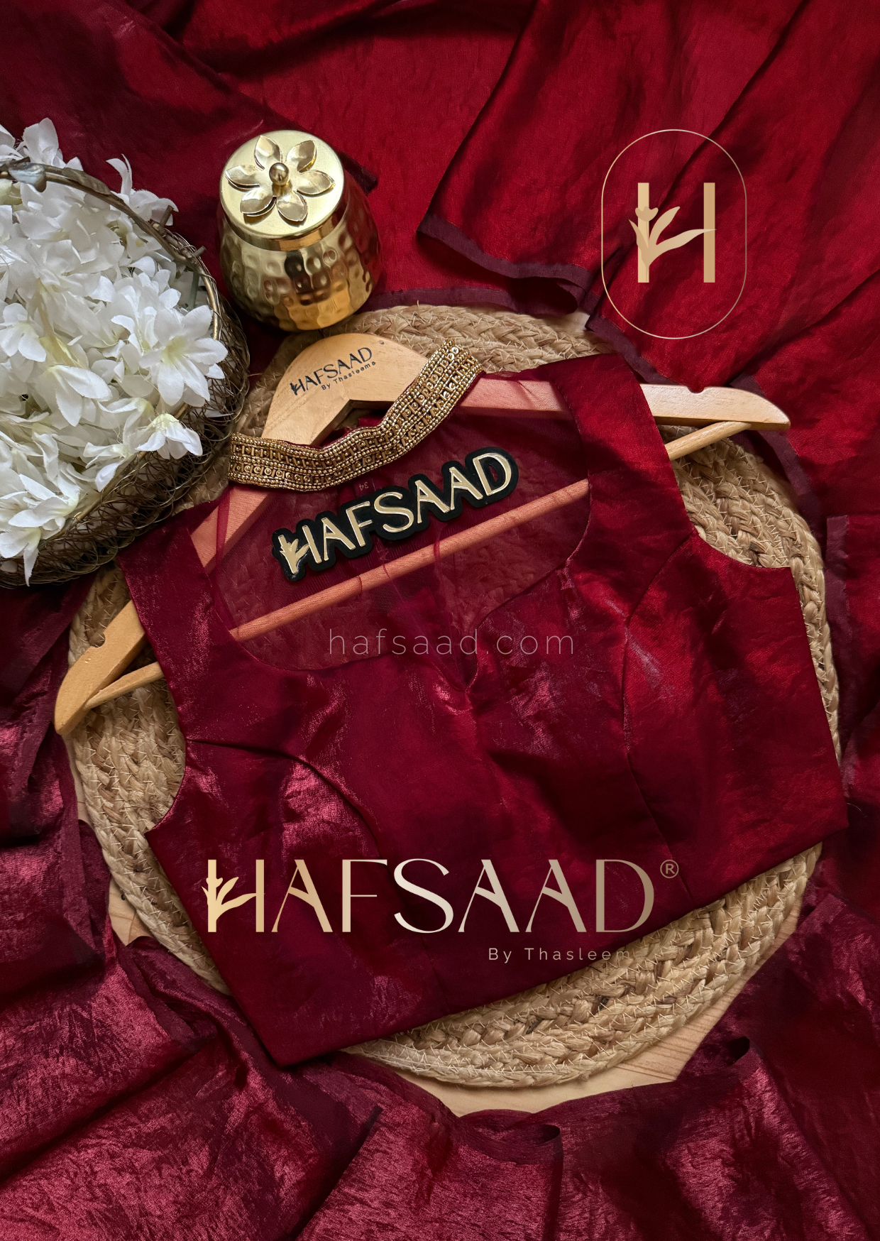 Tara sleeveless - Artisanal handwork saree