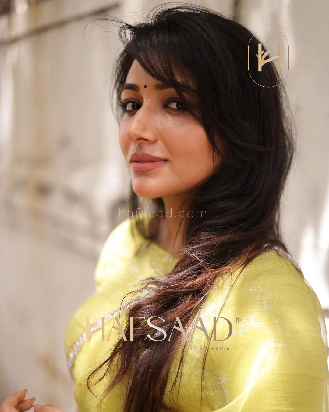 Mirnaa in Haseen