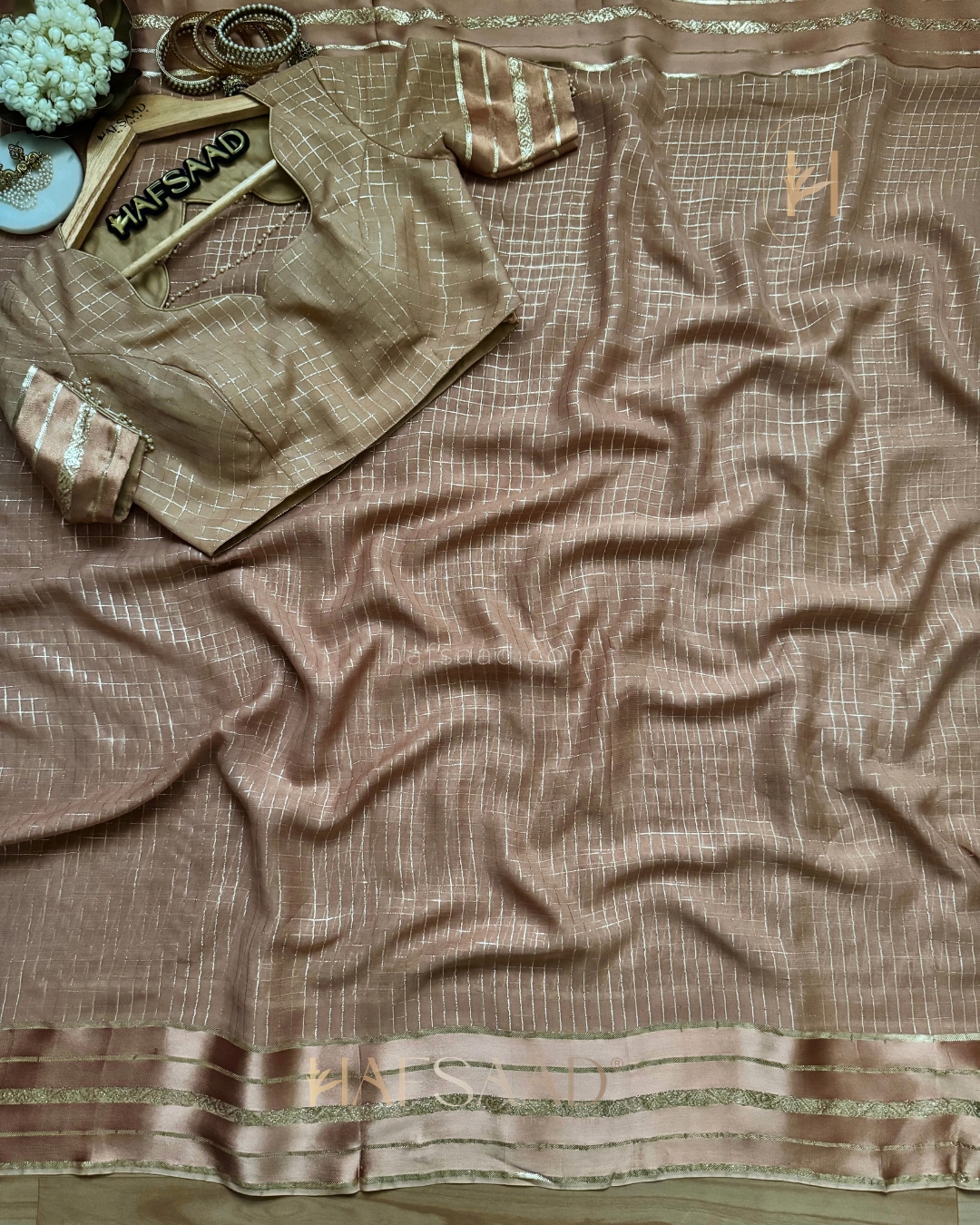 Ishika- pure viscose saree (Gold)
