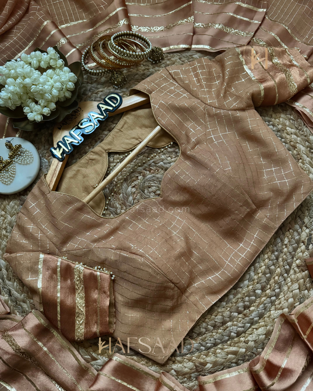 Ishika- pure viscose saree (Gold)