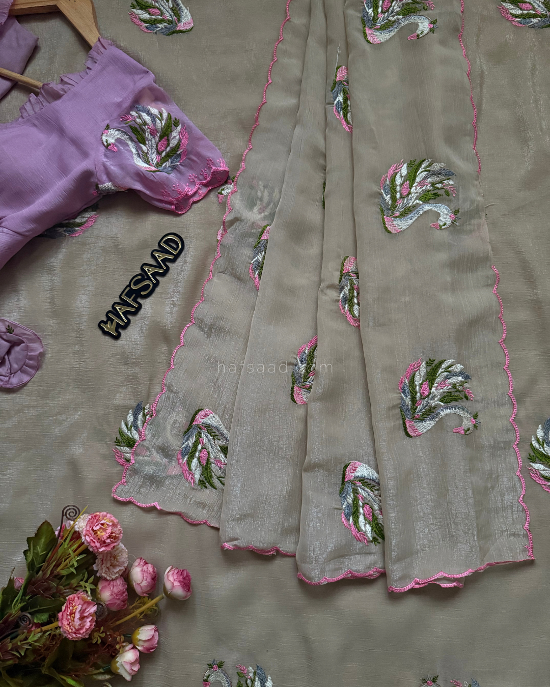 Swan- Glass chiffon Saree (Beige)