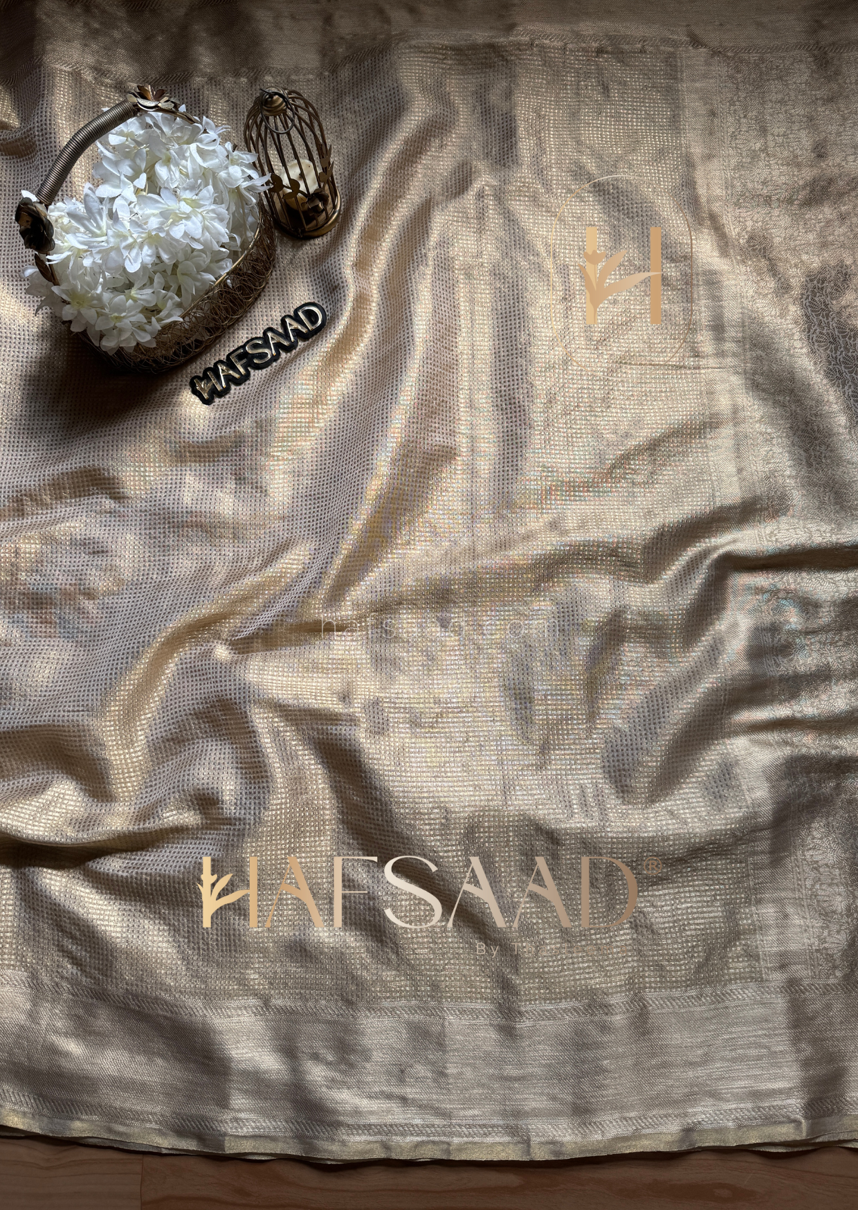 Meera- Semi tissue silk saree