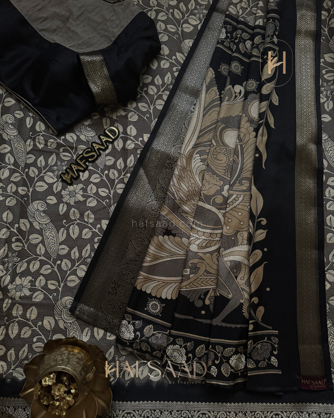 Dhruv- Crushed silk saree