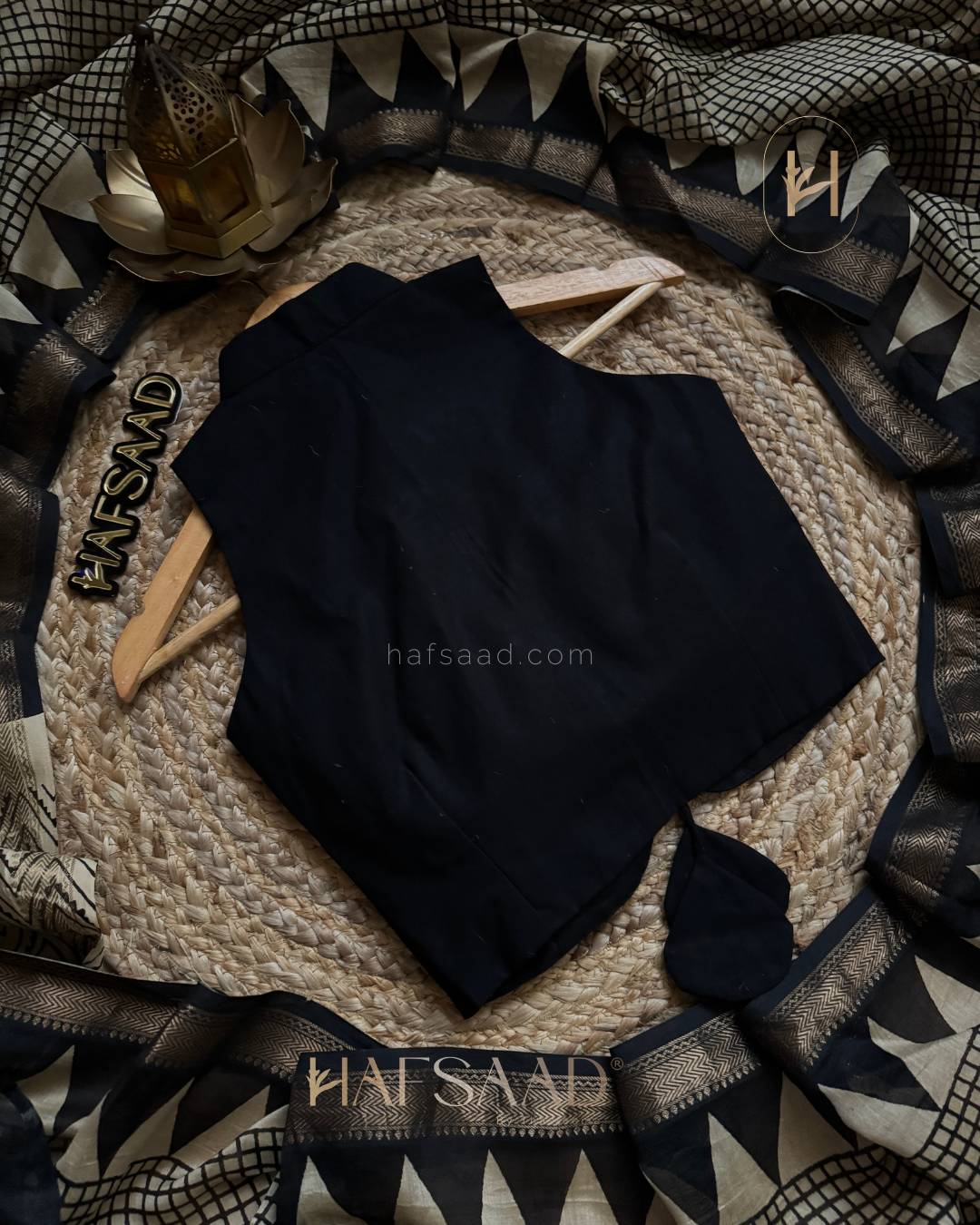 Pramila- Pure Maheswari Silk (Temple border)