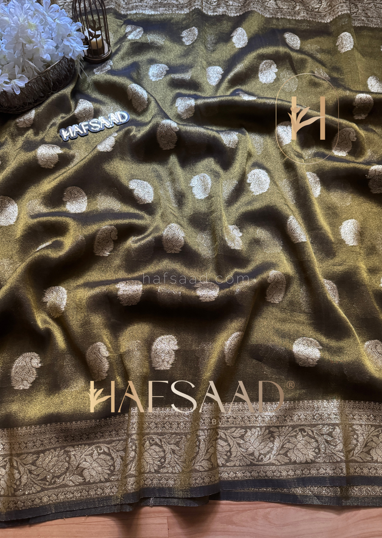 Urvasi- Semi tissue silk saree