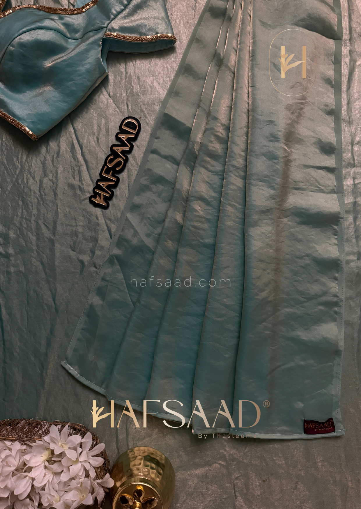 Rouge - Artisanal handwork saree (Aqua blue)