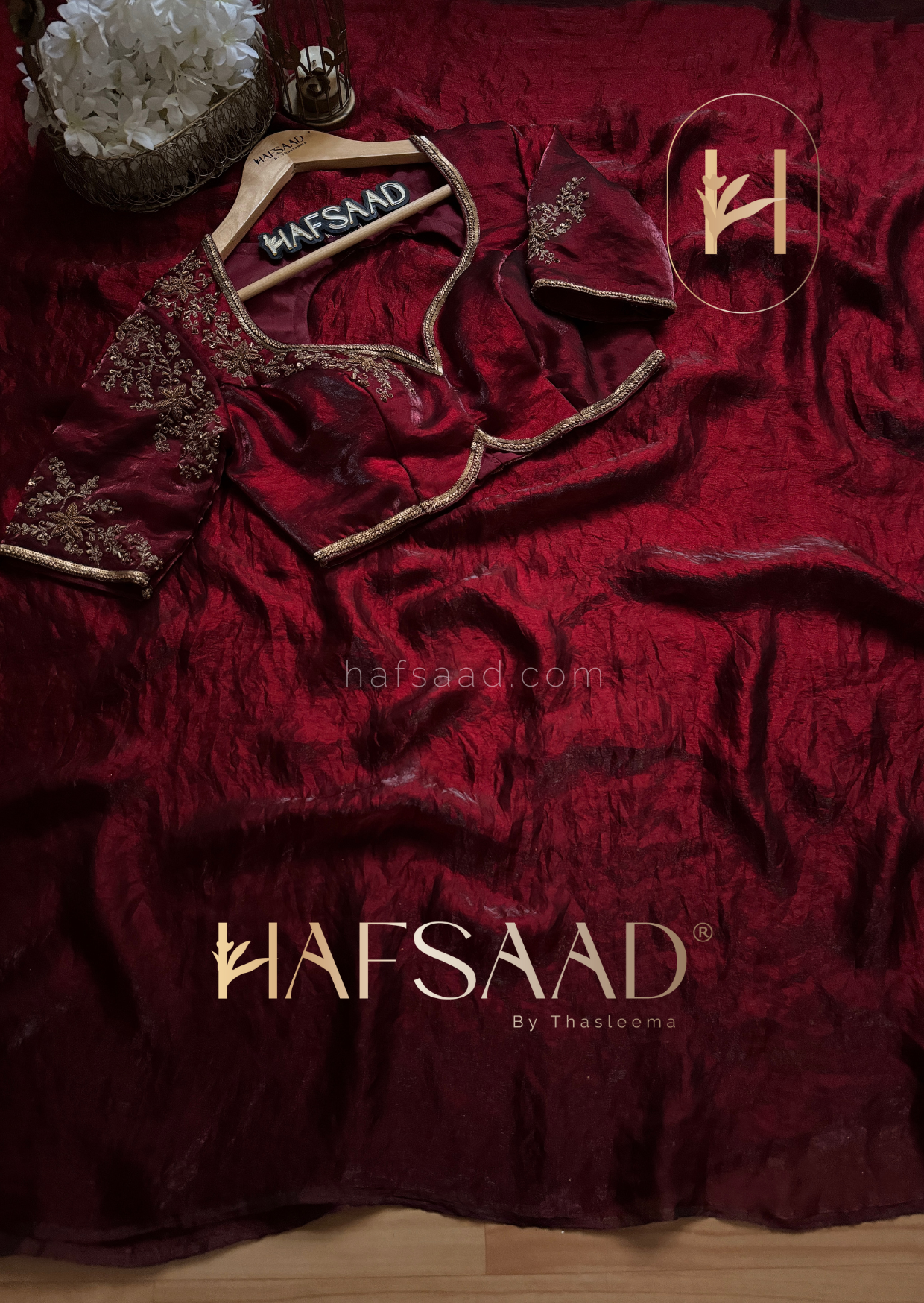 Rouge elbow sleeve - Artisanal handwork saree