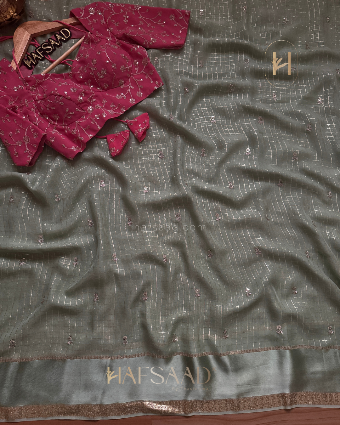 Mathu Saree Gift Combo (Green)