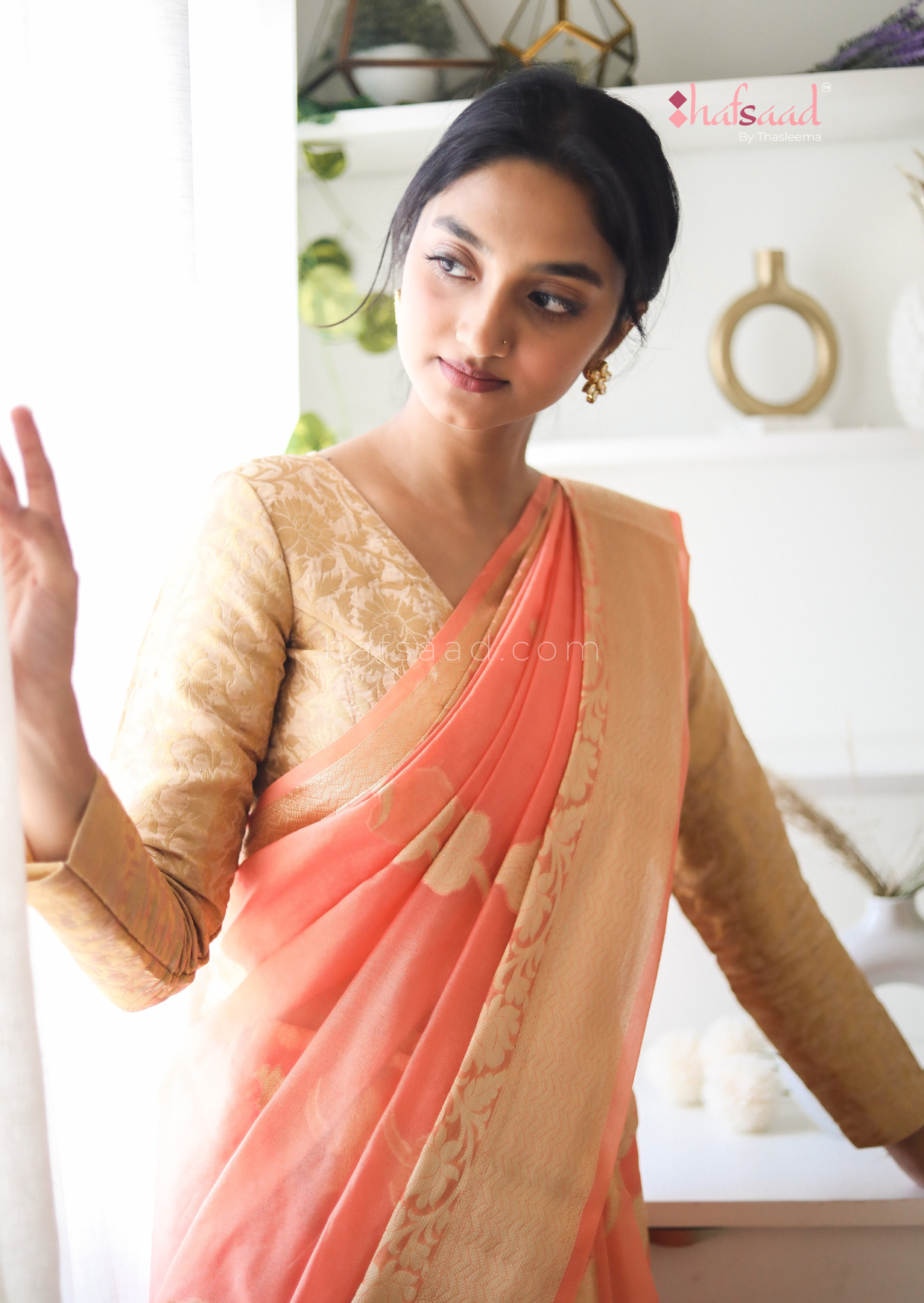 Amrutha-Coral silk saree