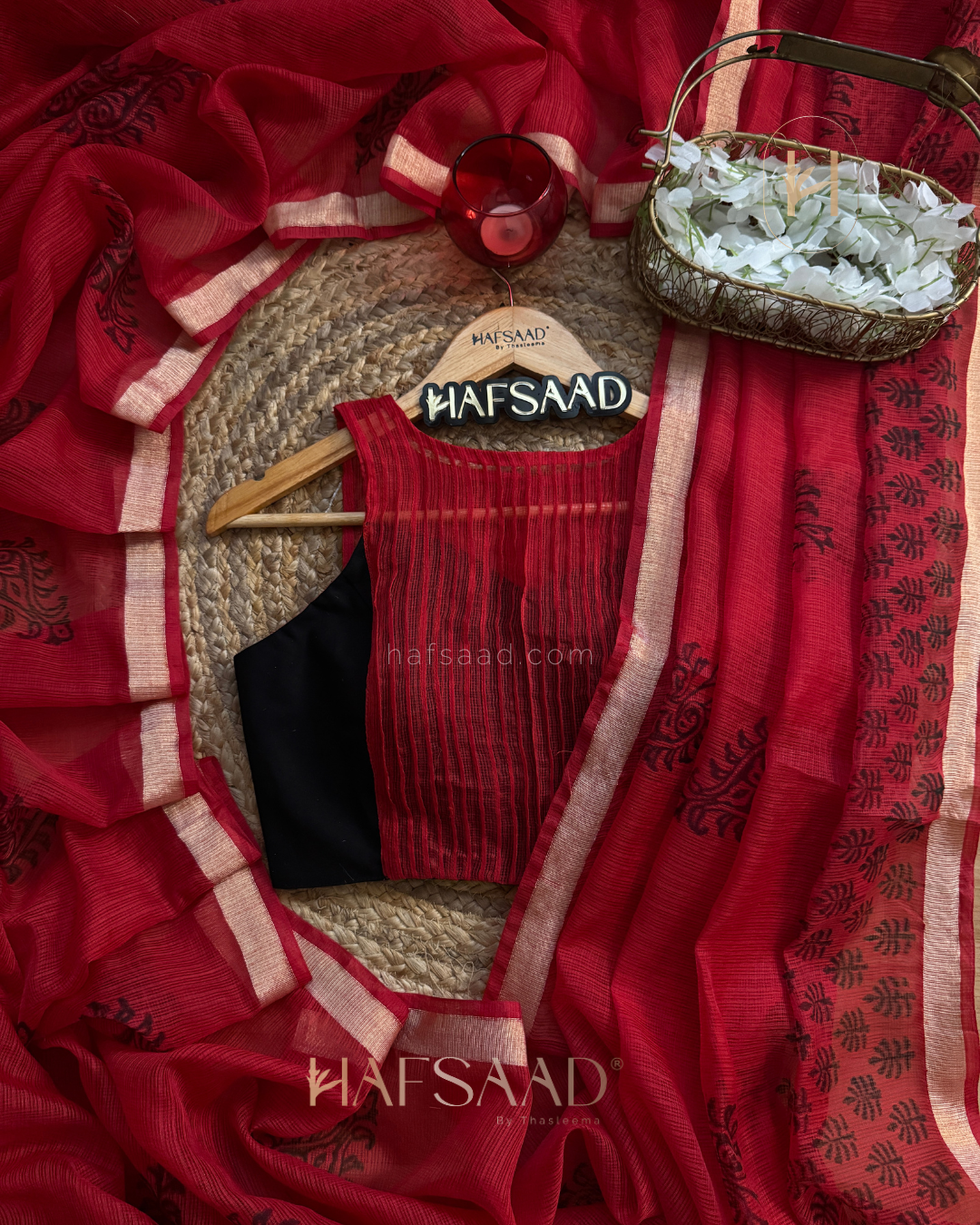 Paro - Semi Kota print saree