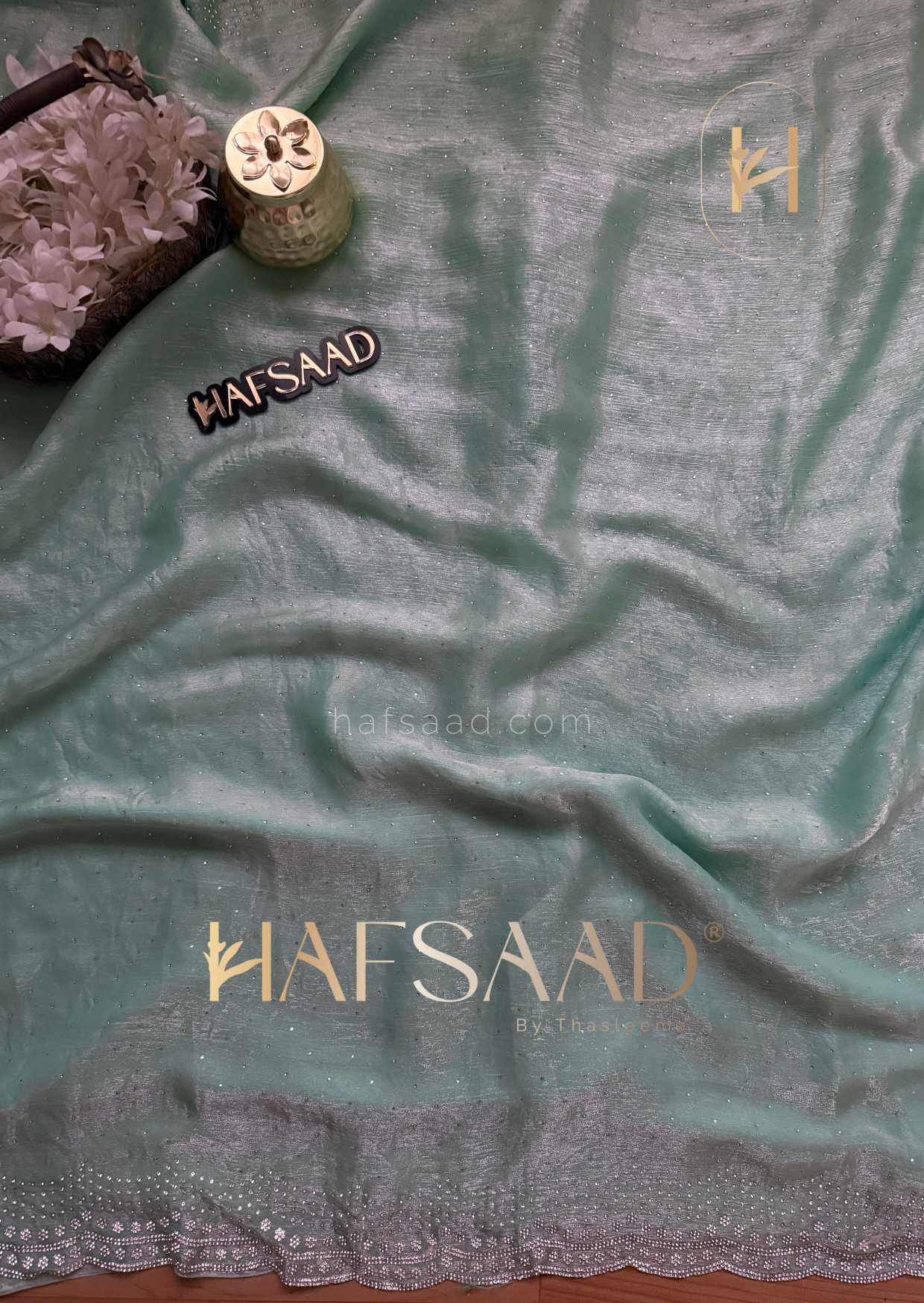 Glisten - Designer chiffon saree (Green)