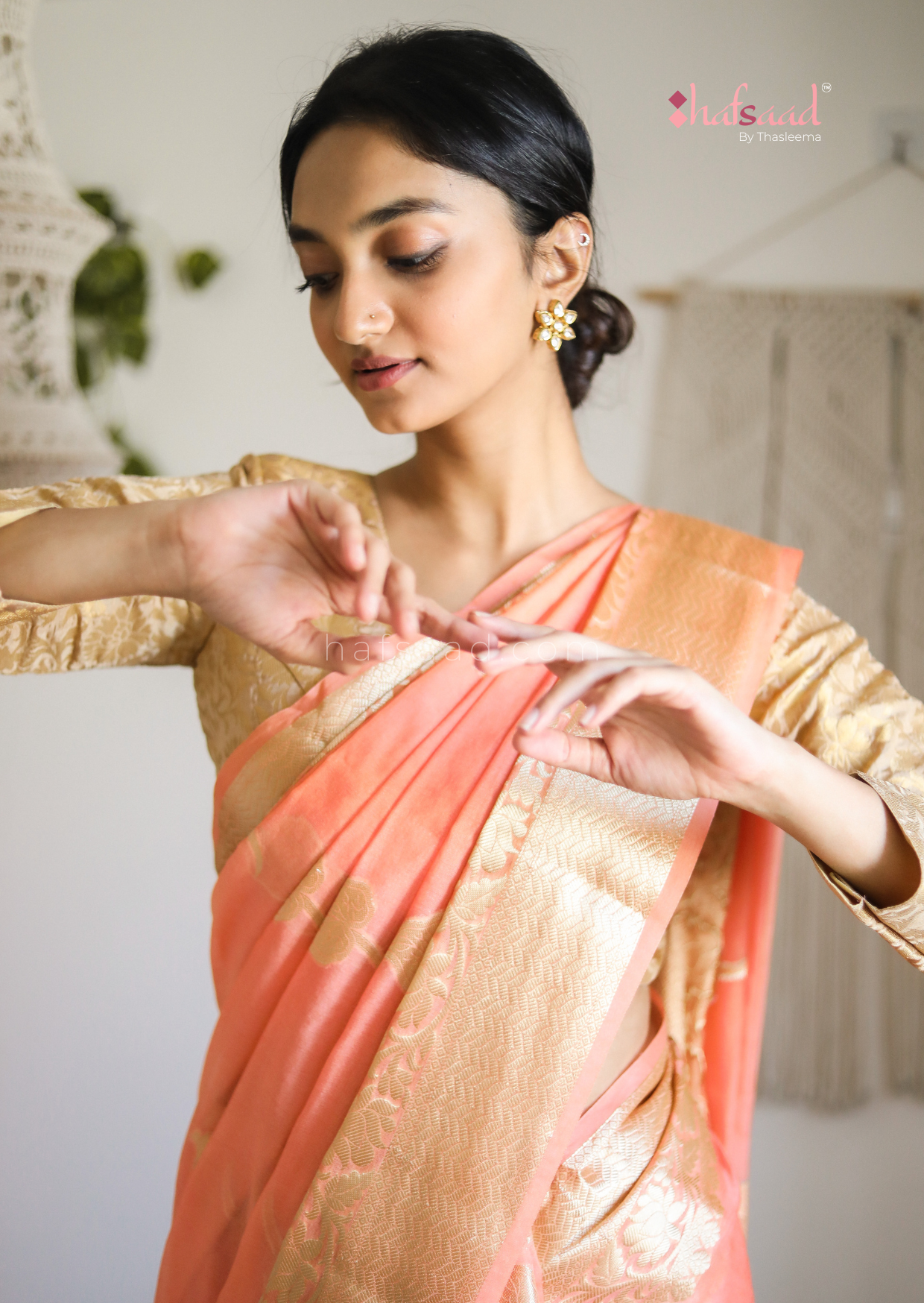 Amrutha-Coral silk saree