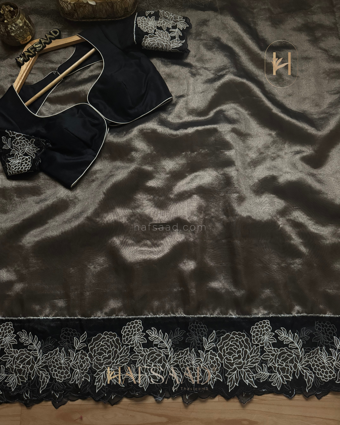 Snehal- Pure tissue silk saree