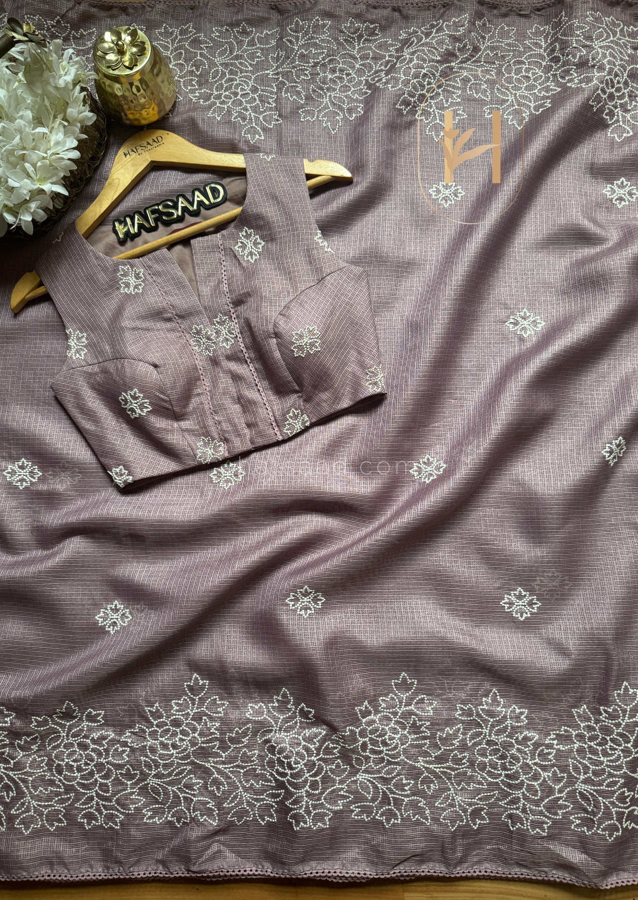 Stelle - Embroidered saree