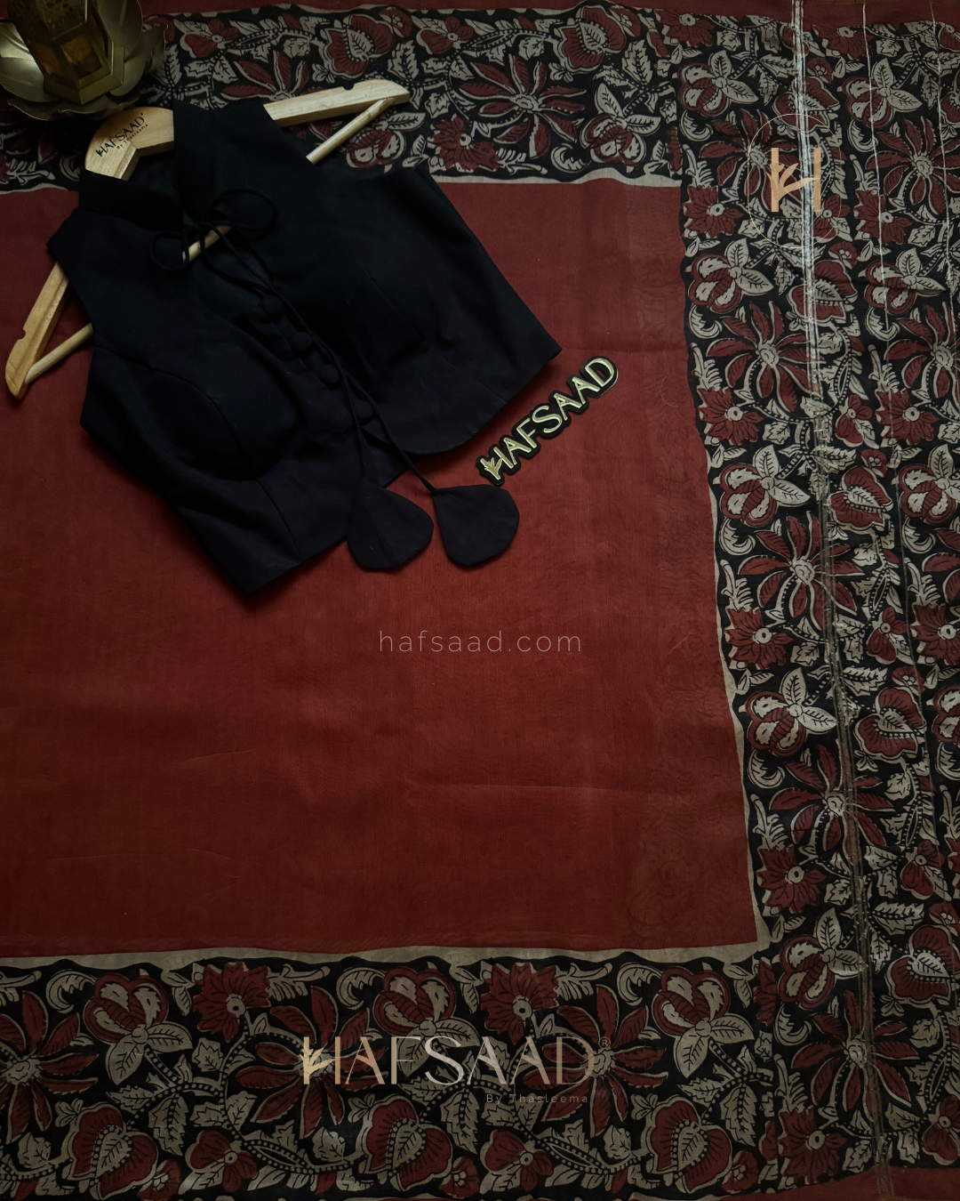 Pramila- Pure Maheswari Silk(Red Flower)