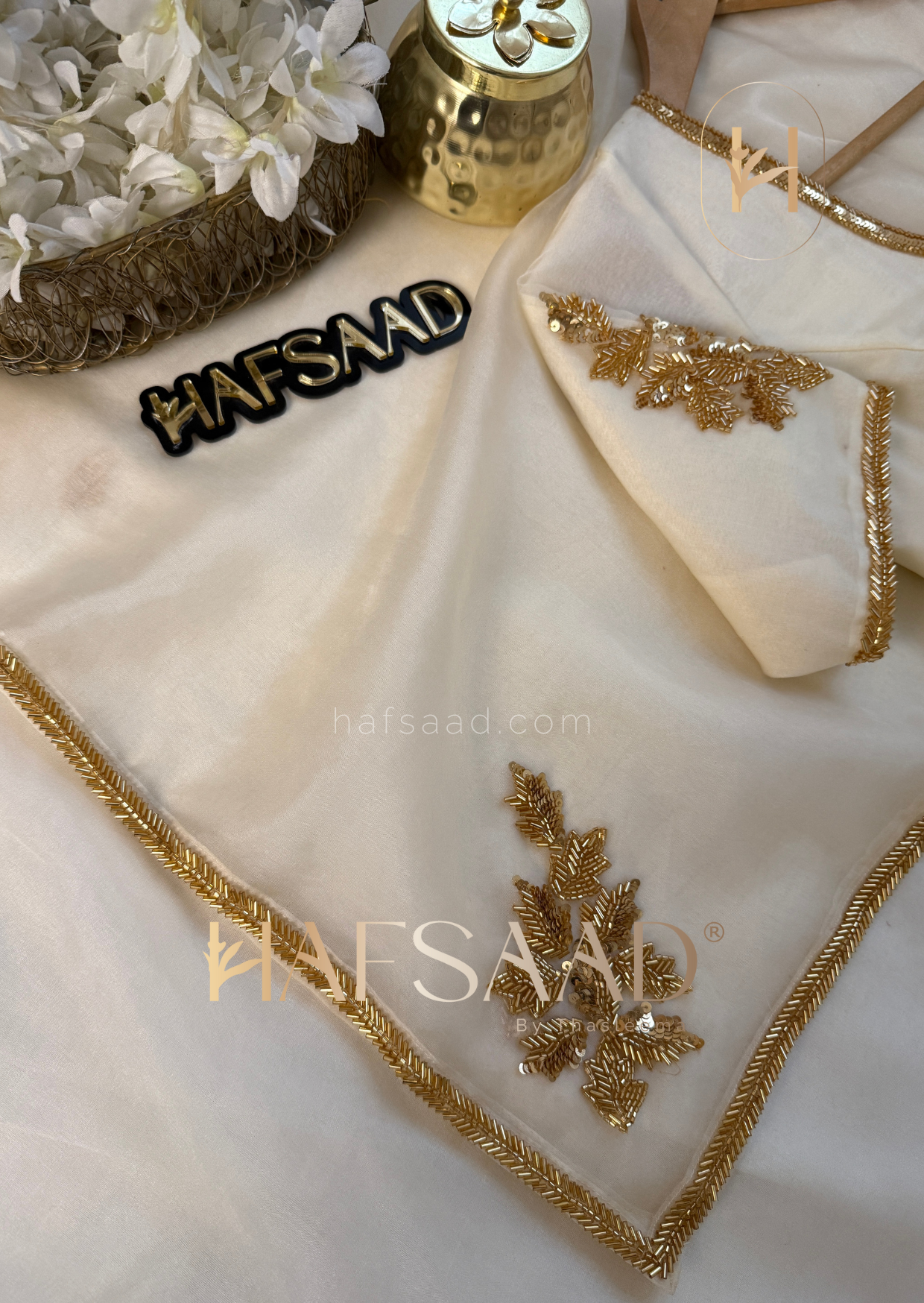 Rini- Pure organza handwork saree (Half white)