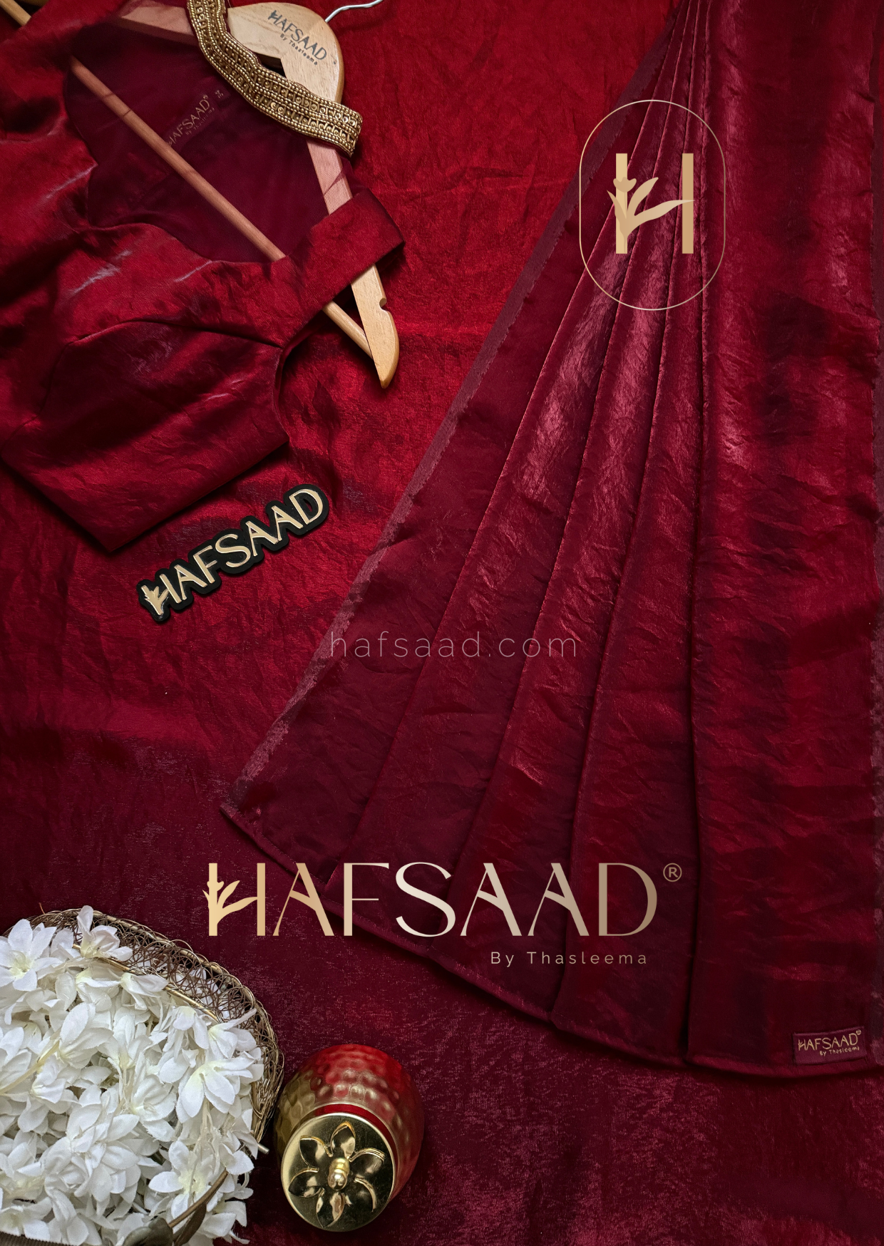 Tara sleeveless - Artisanal handwork saree