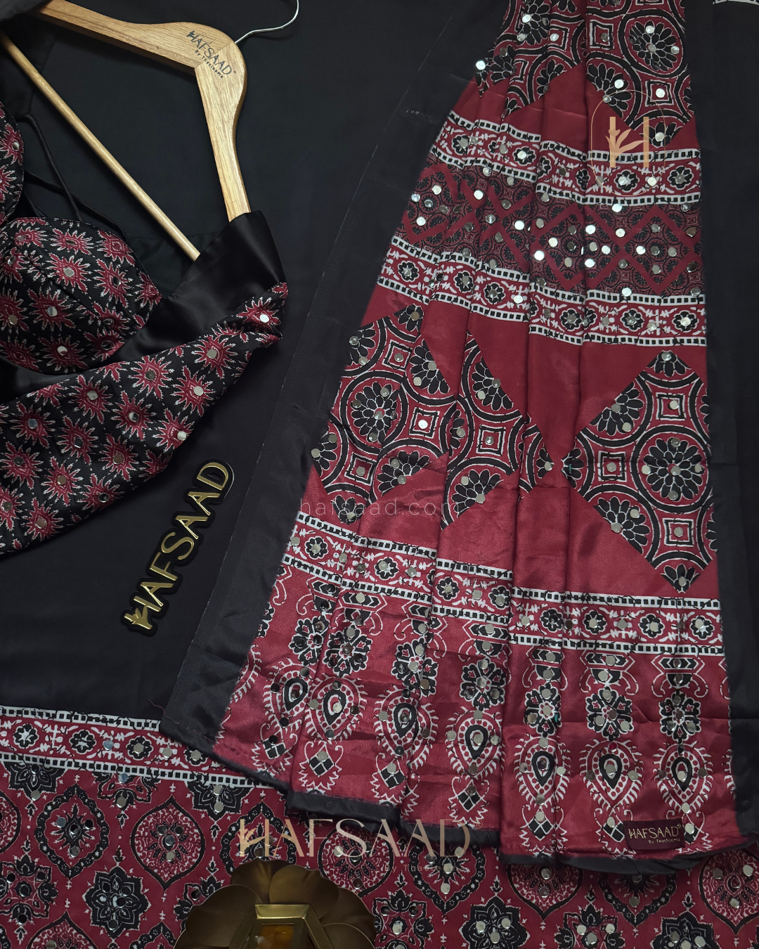 Muskhan- Mirror work saree