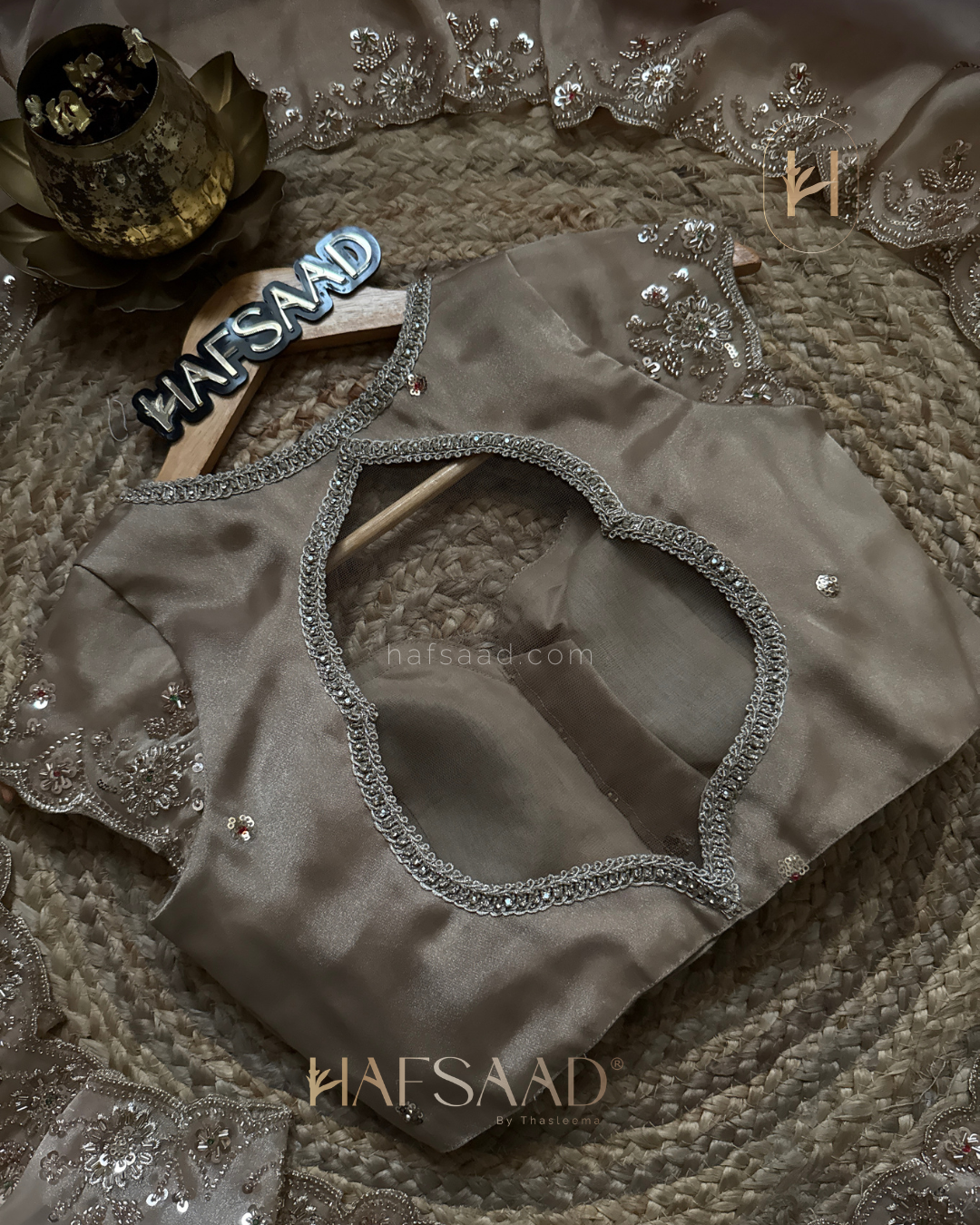 Hisna- ombré designer saree