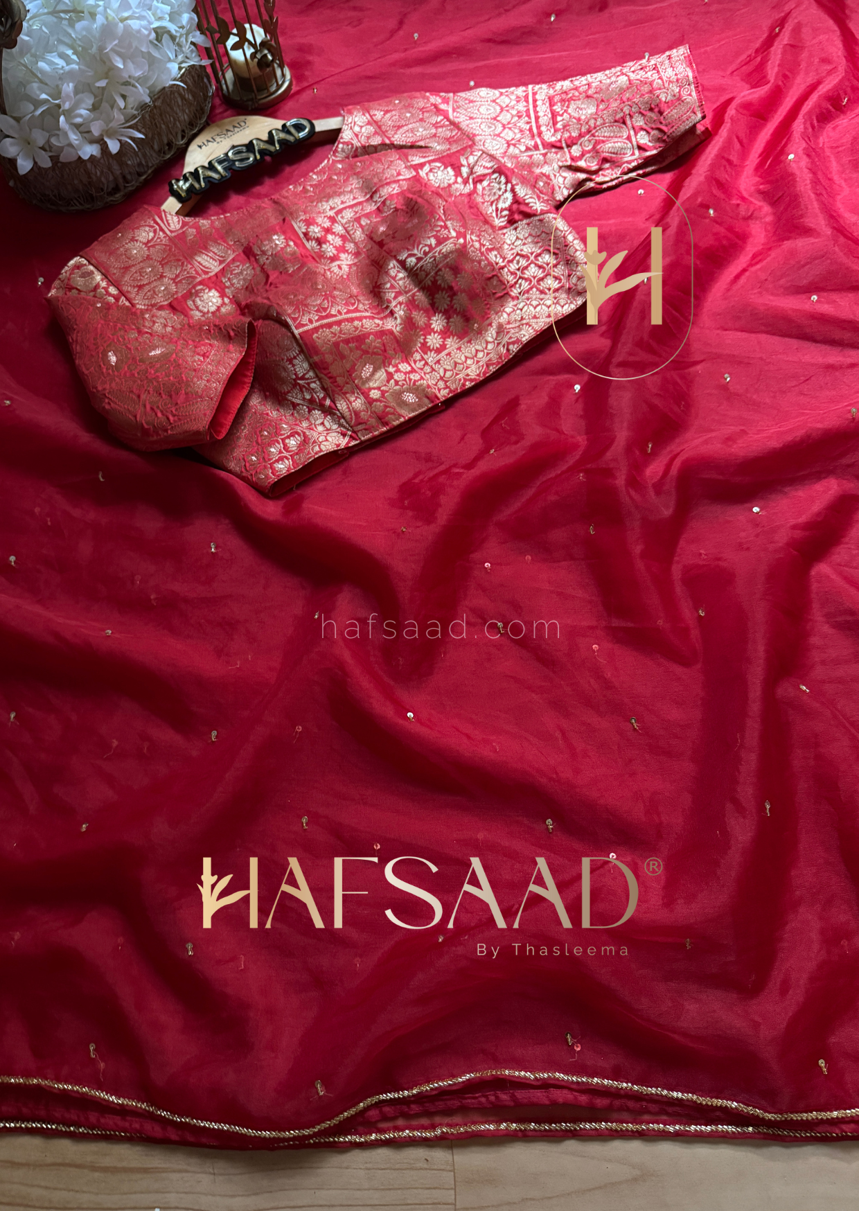 Kiara - Pure organza handwork saree (Red)