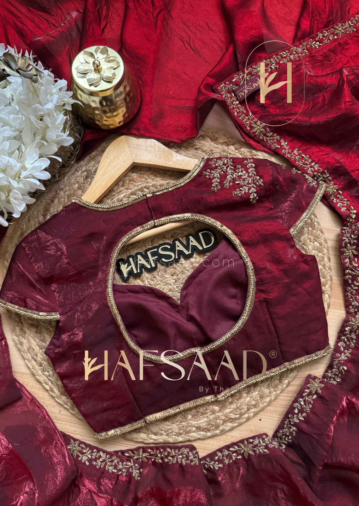 Royal rouge - Artisanal handwork saree