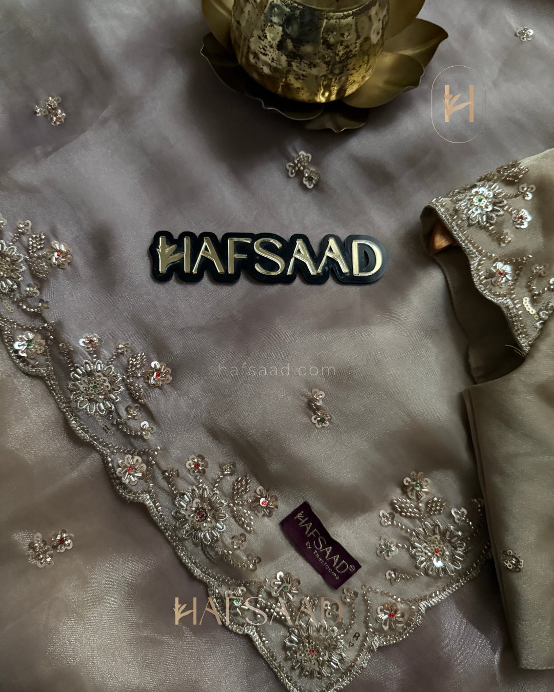 Hisna- ombré designer saree