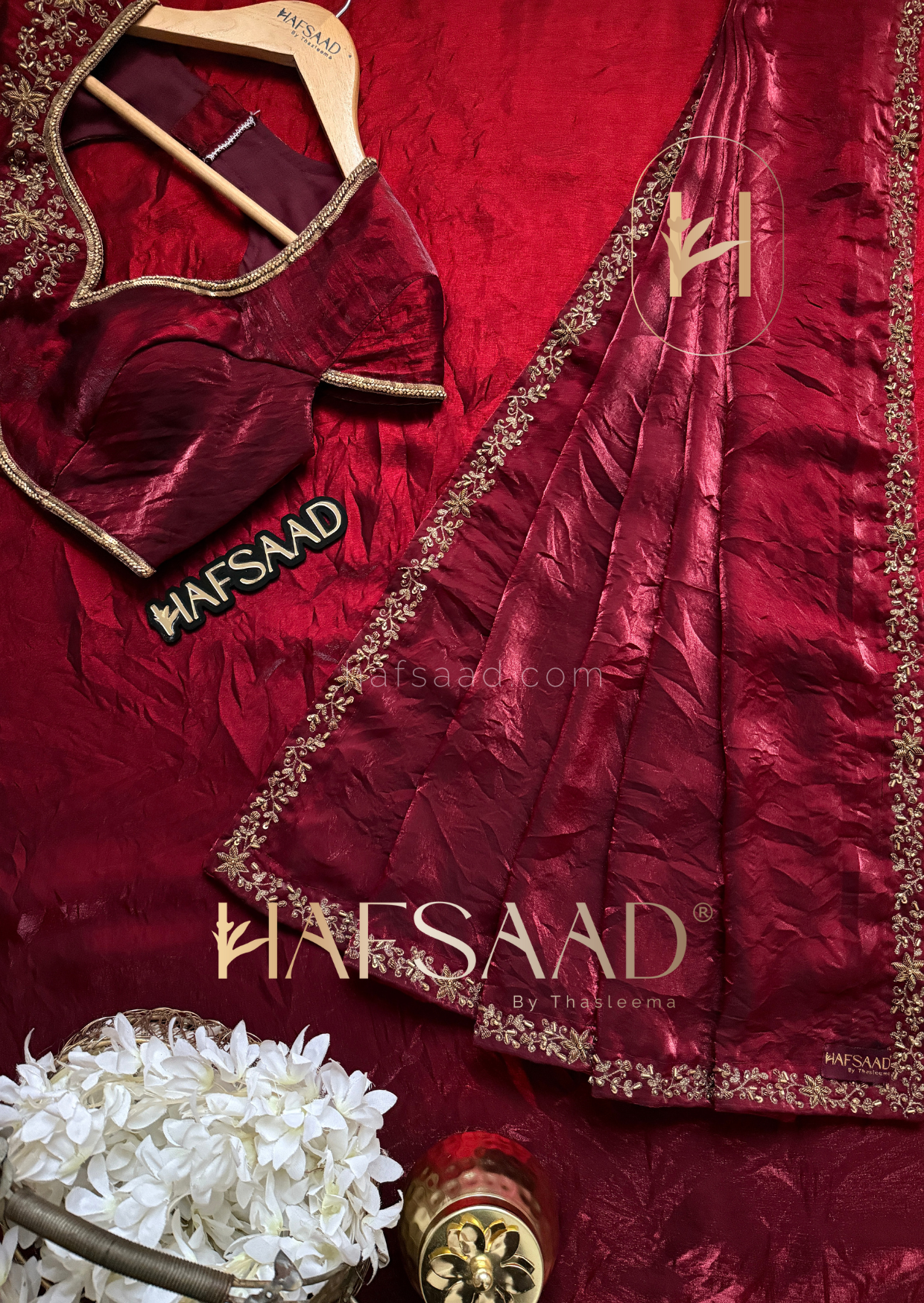 Royal rouge - Artisanal handwork saree