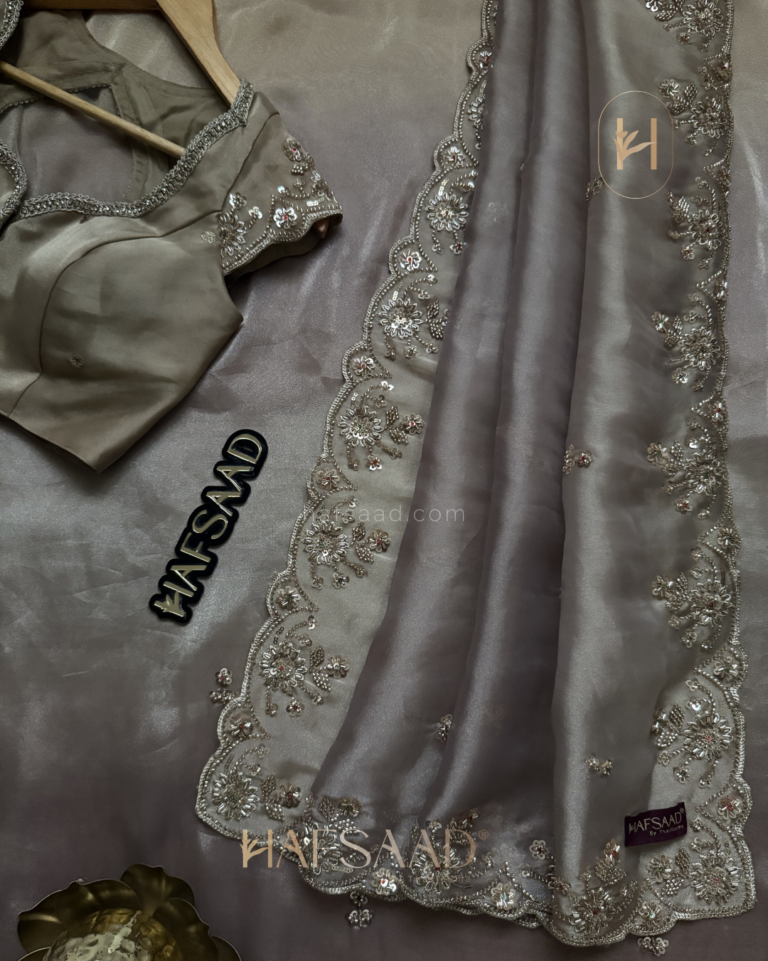Hisna- ombré designer saree