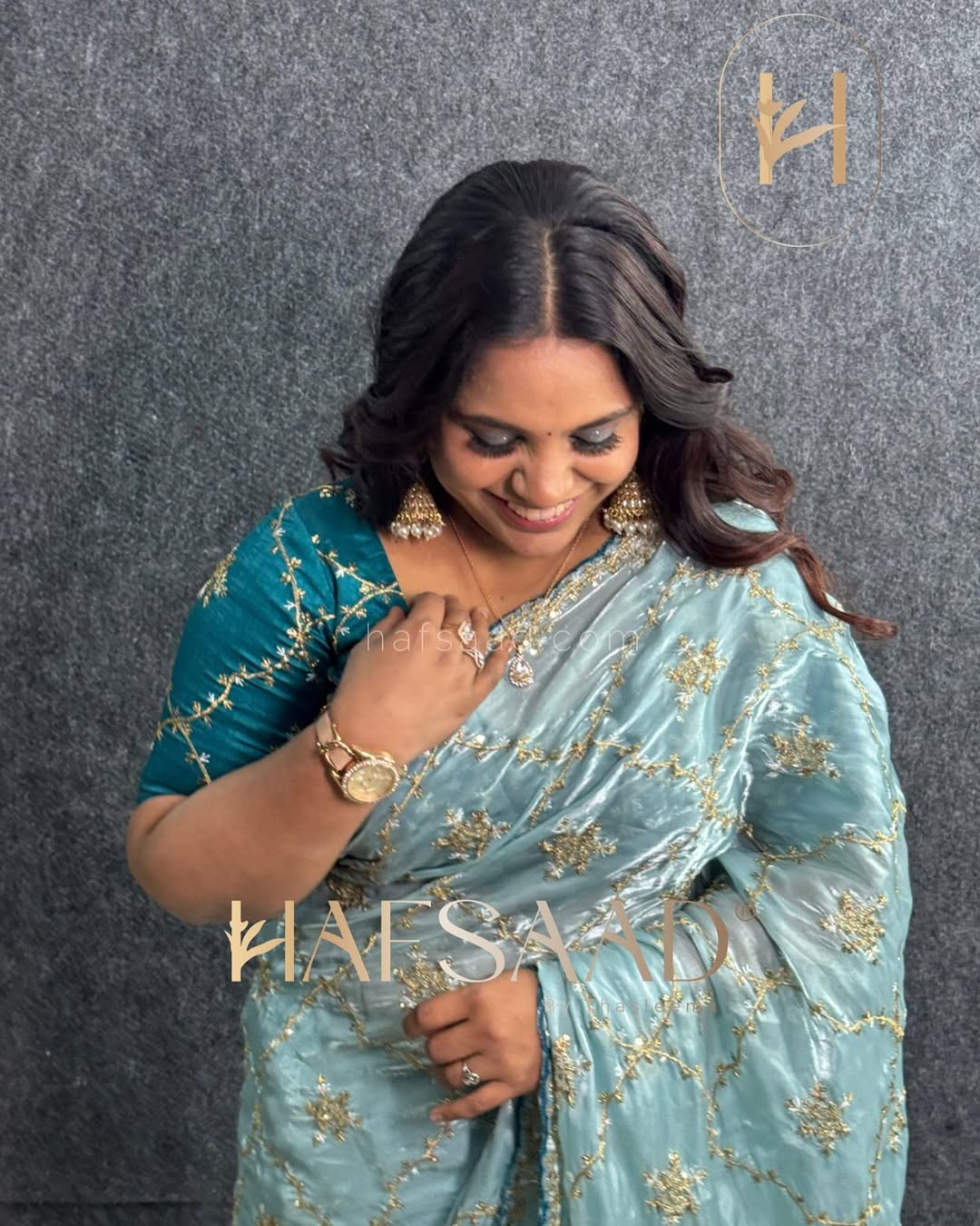Saindhavi in Gulabi