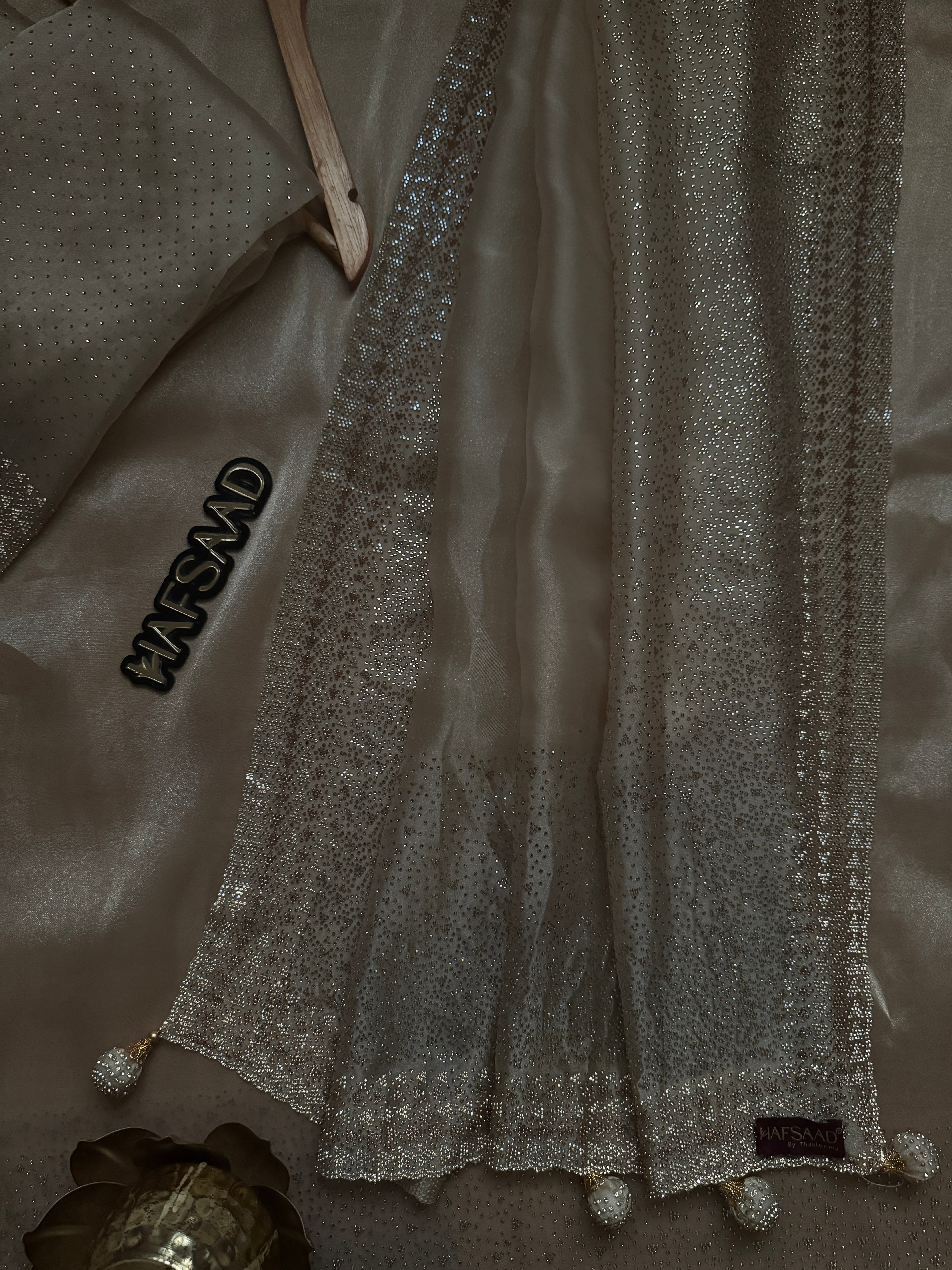 Fidha- Designer saree(créme)