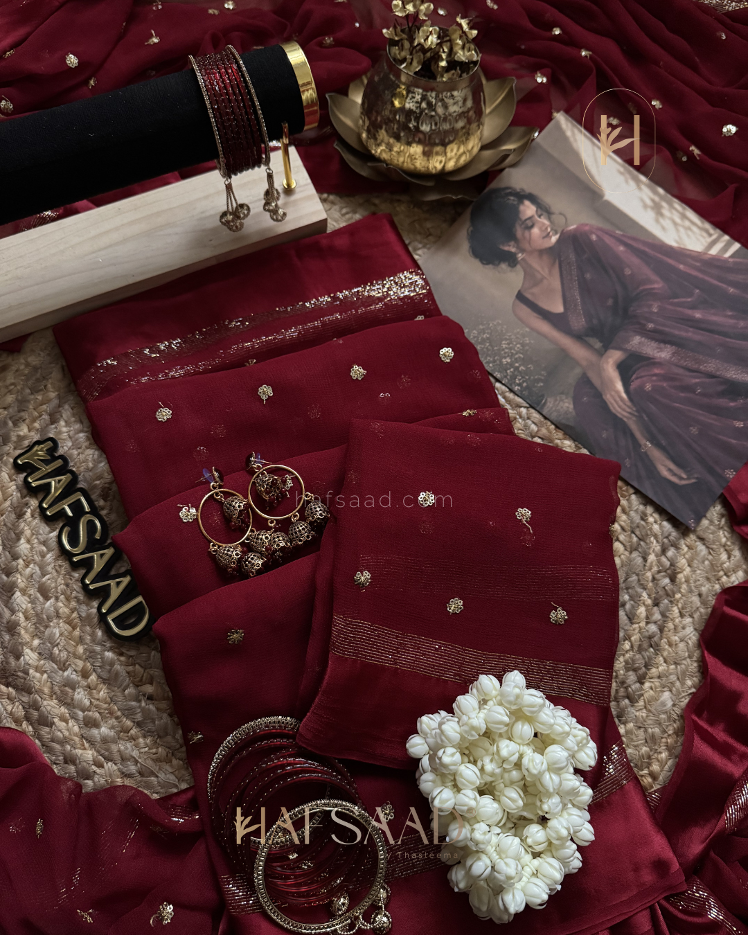 Mira Saree Gift Combo (Red)