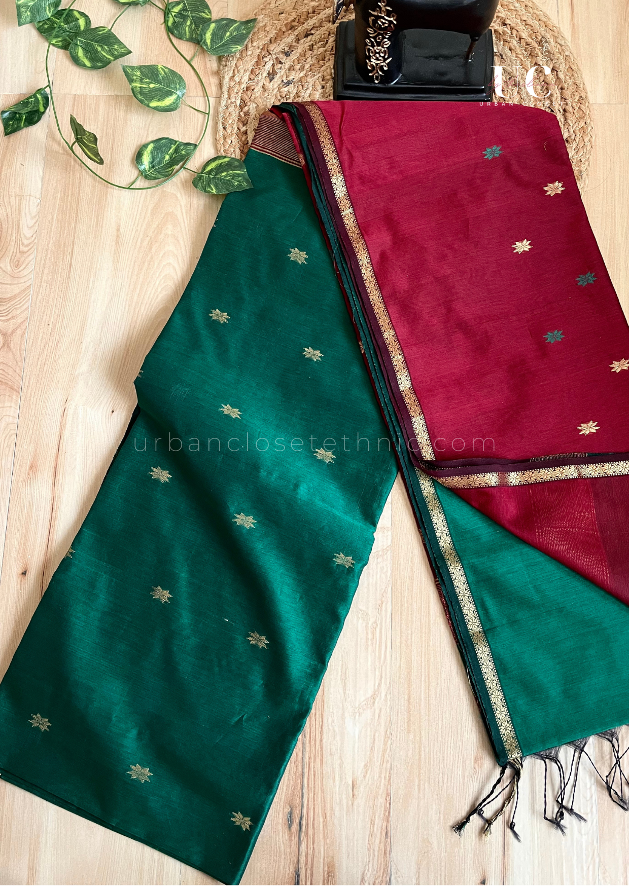 Khadhal- Maheshwari silk cotton saree