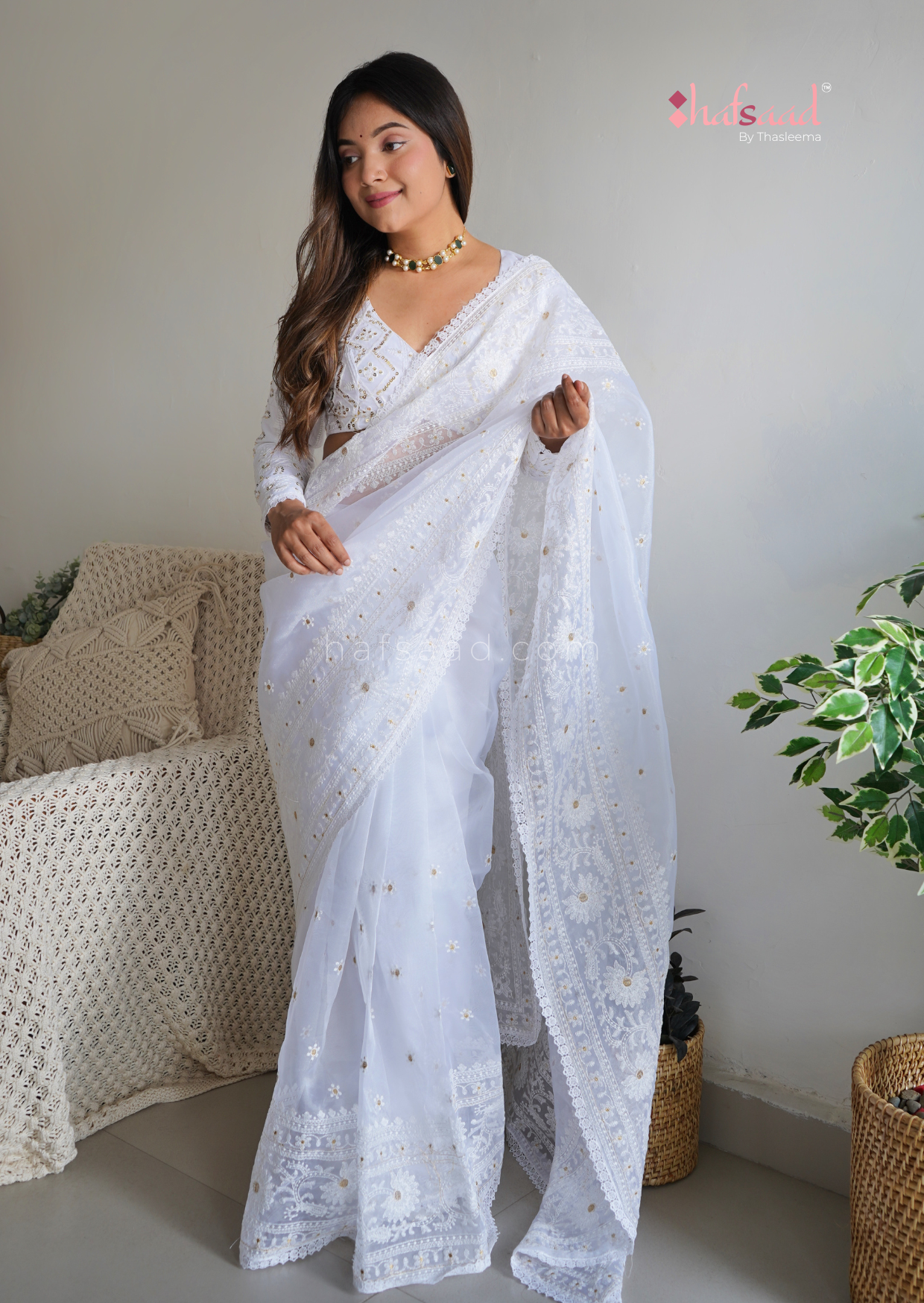 White Plain Cotton Saree with Blouse - Loomfolks